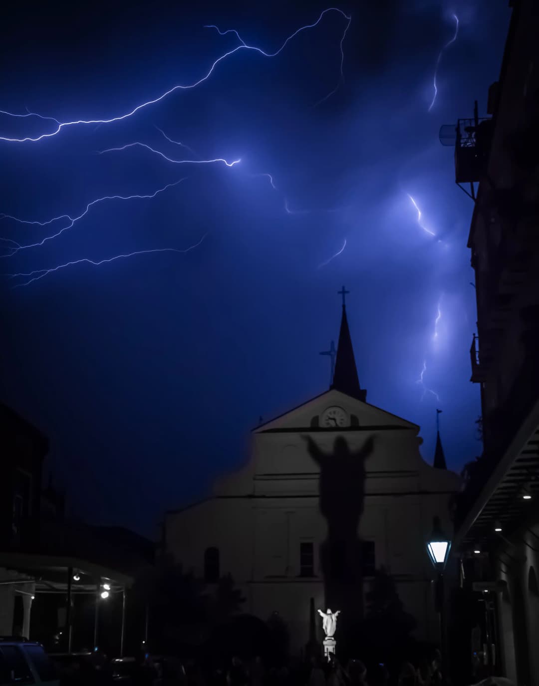 New Orleans ghost bus tour spooky sky and thunder