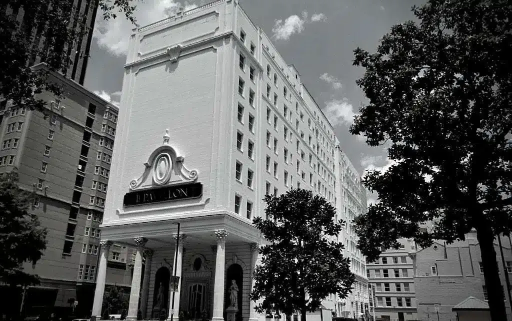 Le Pavillon Hotel New Orleans - one of the city's most haunted hotels